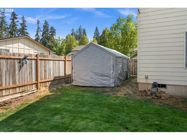 228 E 12TH St, Lafayette, OR 97127
