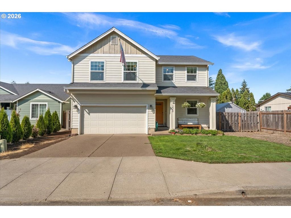 228 E 12TH St, Lafayette, OR 97127