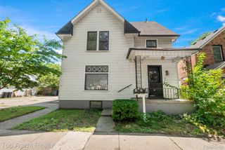 74 Washington Street, Mt. Clemens, MI 48043
