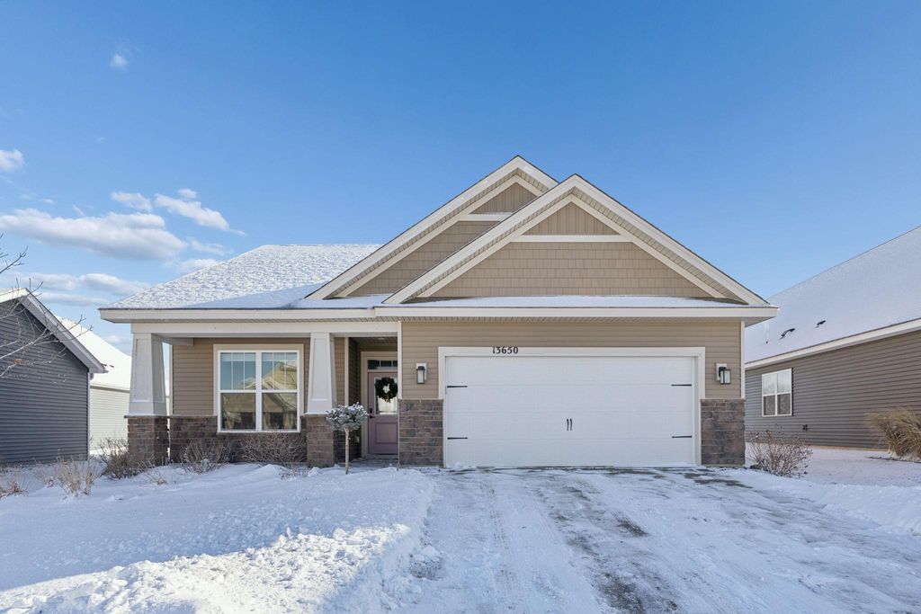13650 Applewood Trail, Rosemount, MN 55068