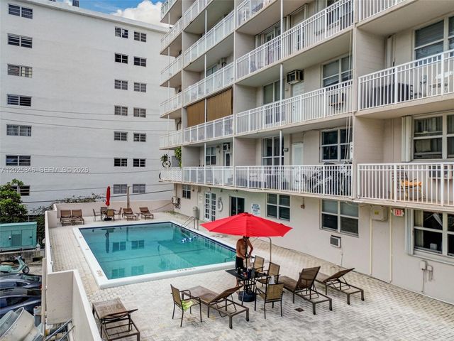 1300 Lincoln Rd B402, Miami Beach, FL 33139