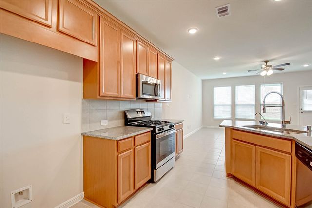18827 Carlisle Landing Lane, Richmond, TX 77407