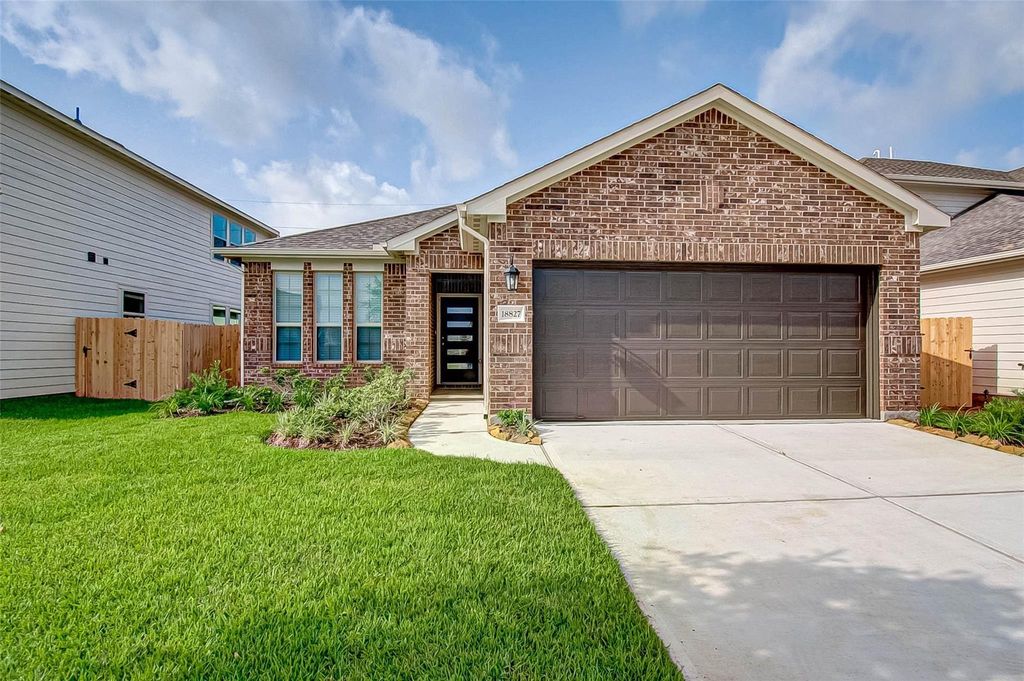 18827 Carlisle Landing Lane, Richmond, TX 77407