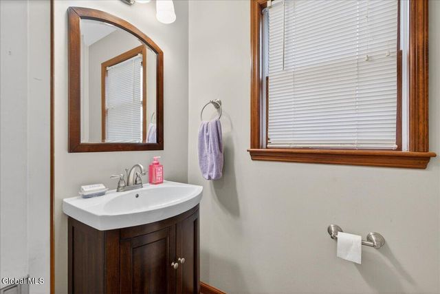 4 Joseph Terrace, Guilderland, NY 12203