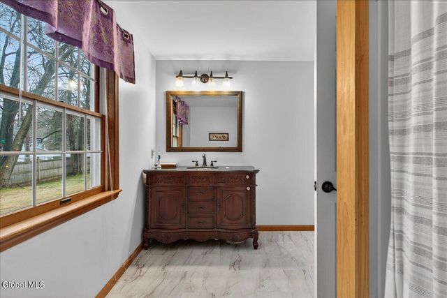 4 Joseph Terrace, Guilderland, NY 12203