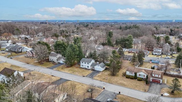 4 Joseph Terrace, Guilderland, NY 12203