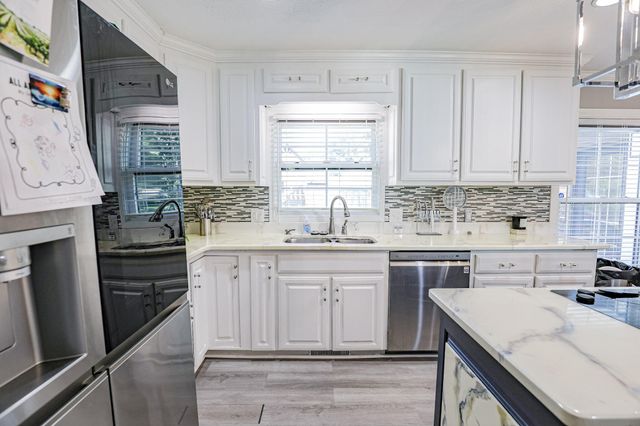 195 Idlewild Drive, Paducah, KY 42001