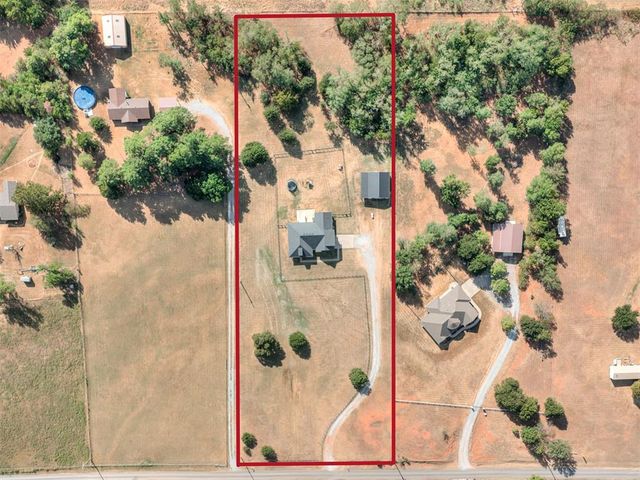 1715 Morningside Drive, Blanchard, OK 73010