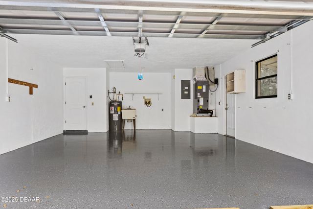 1855 Pine Tree Drive, Edgewater, FL 32141