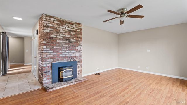 2731 Orchid St, Fairfield, CA 94533