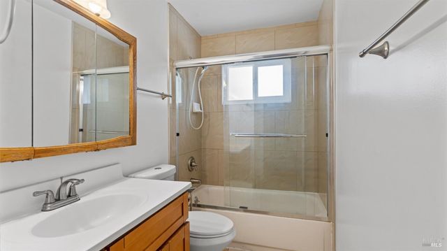 2731 Orchid St, Fairfield, CA 94533