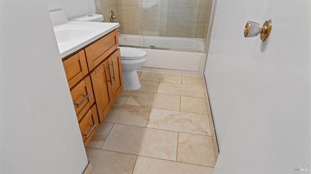 2731 Orchid St, Fairfield, CA 94533