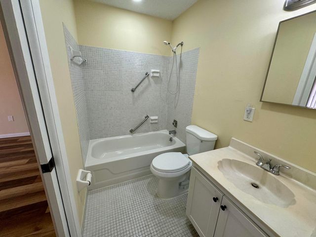 13751 Via Aurora Via Aurora A, Delray Beach, FL 33484