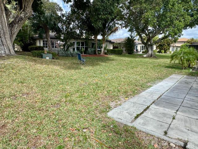 13751 Via Aurora Via Aurora A, Delray Beach, FL 33484