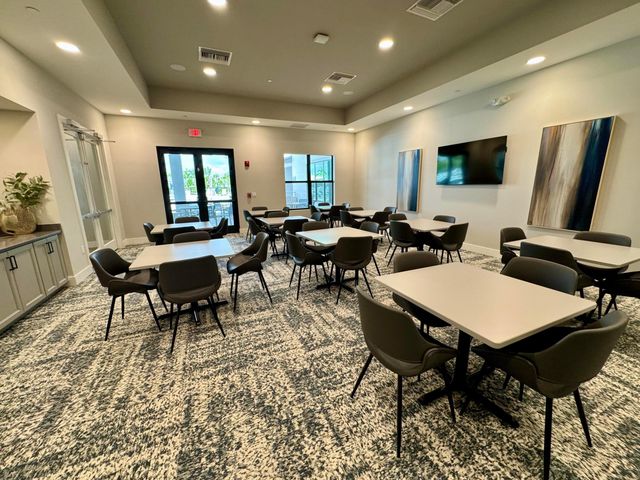 13751 Via Aurora Via Aurora A, Delray Beach, FL 33484