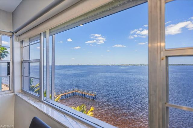 1900 Clifford ST 506, Fort Myers, FL 33901