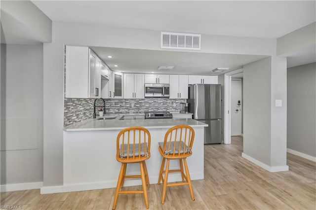 1900 Clifford ST 506, Fort Myers, FL 33901