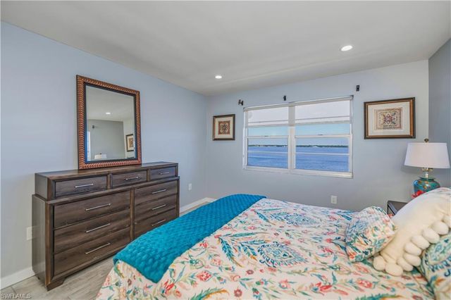 1900 Clifford ST 506, Fort Myers, FL 33901