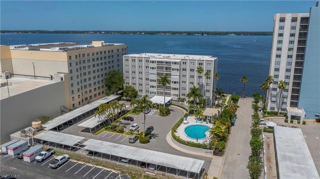 1900 Clifford ST 506, Fort Myers, FL 33901