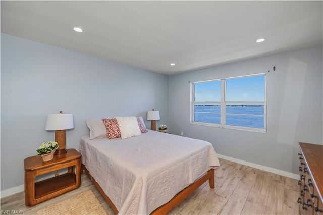 1900 Clifford ST 506, Fort Myers, FL 33901