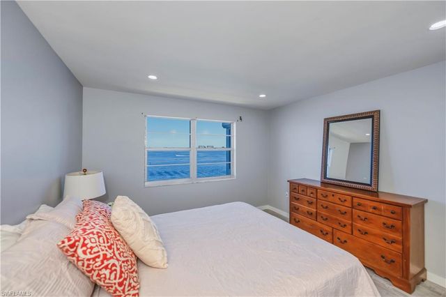 1900 Clifford ST 506, Fort Myers, FL 33901