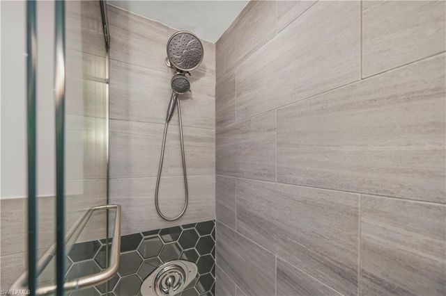 1900 Clifford ST 506, Fort Myers, FL 33901