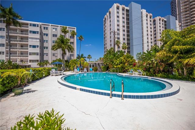 1900 Clifford ST 506, Fort Myers, FL 33901