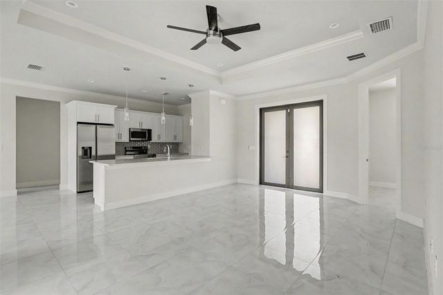 2420 52ND AVENUE NE, Naples, FL 34120
