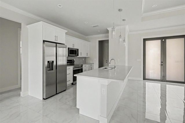 2420 52ND AVENUE NE, Naples, FL 34120