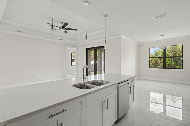 2420 52ND AVENUE NE, Naples, FL 34120