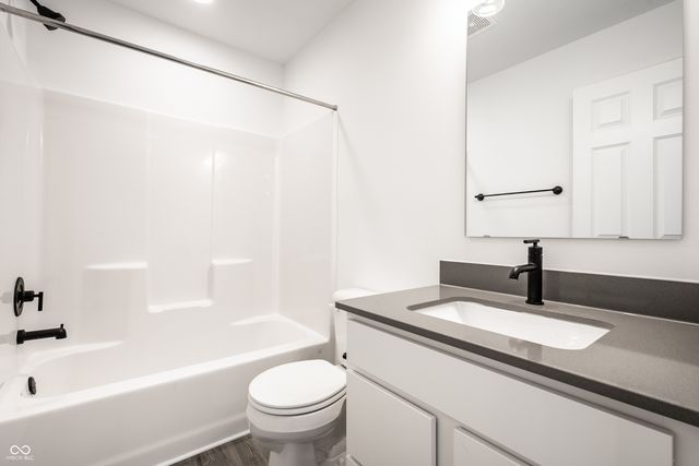 4230 Douro Trail, Westfield, IN 46062