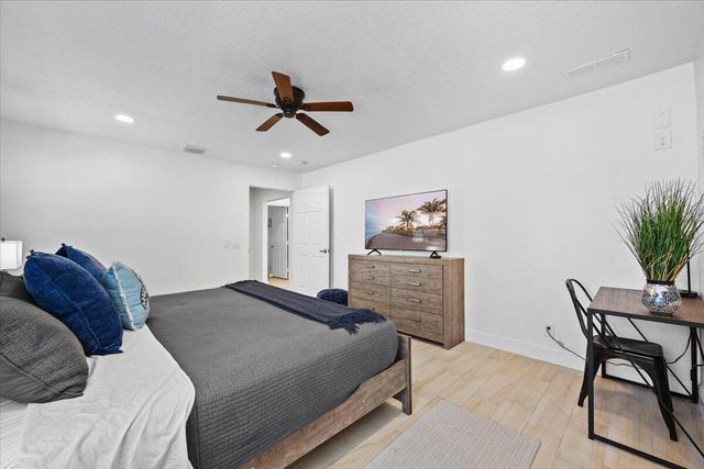 6077 Francis Street, Jupiter, FL 33458