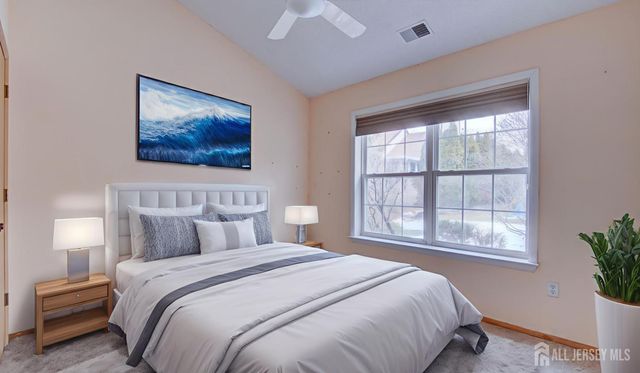 20 Abraham Lincoln Court, Monroe, NJ 08831