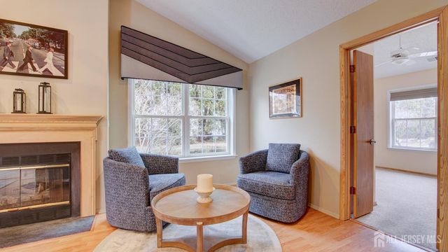 20 Abraham Lincoln Court, Monroe, NJ 08831