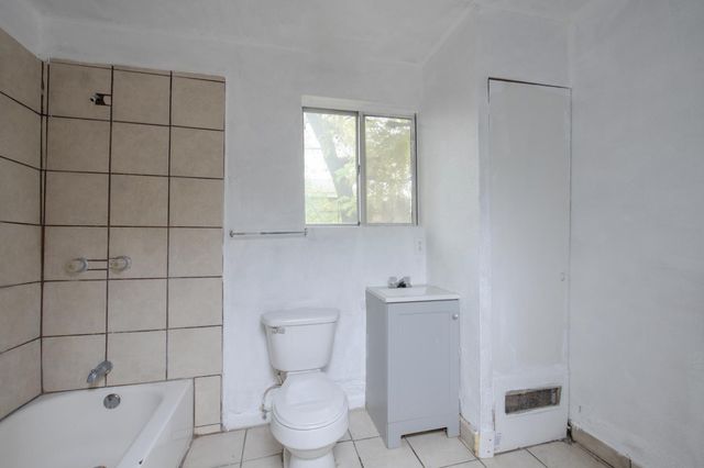 424 Morton Avenue, Sanger, CA 93657