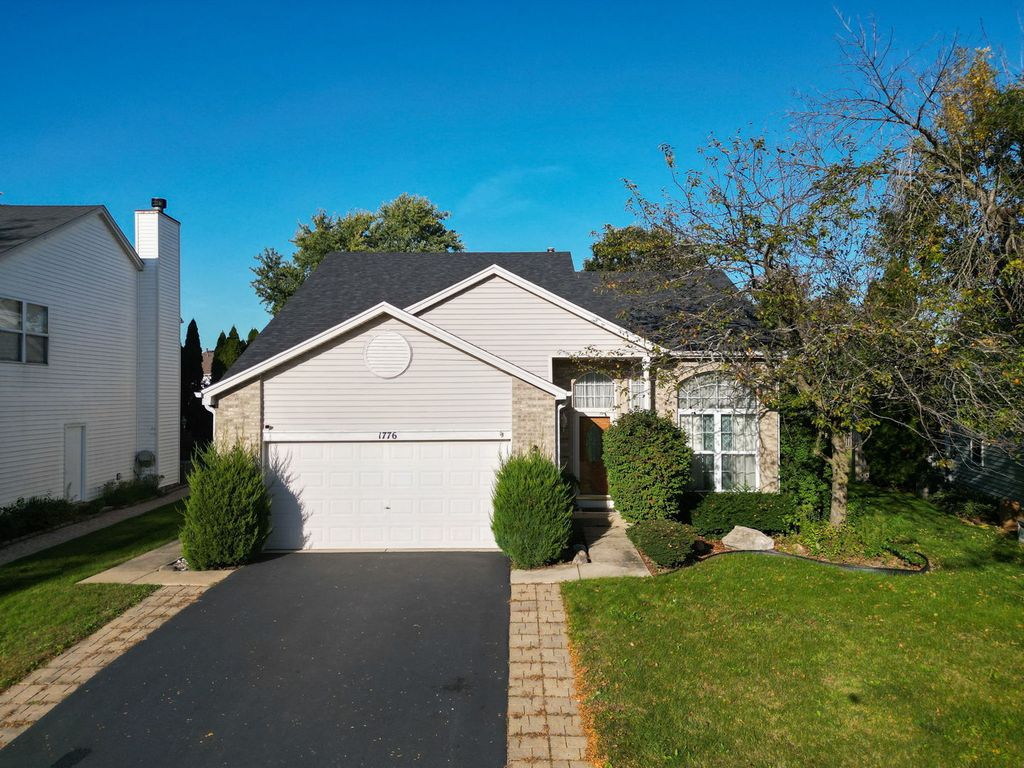 1776 Autumn Woods Lane, Romeoville, IL 60446 — exterior