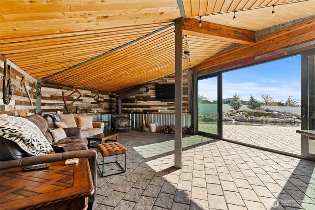 341 Robinson Canyon Road, Ellensburg, WA 98926