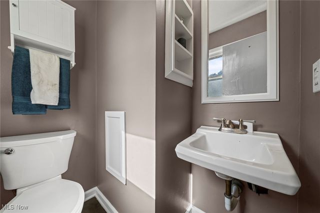 252 Saxe Road, Mogadore, OH 44260