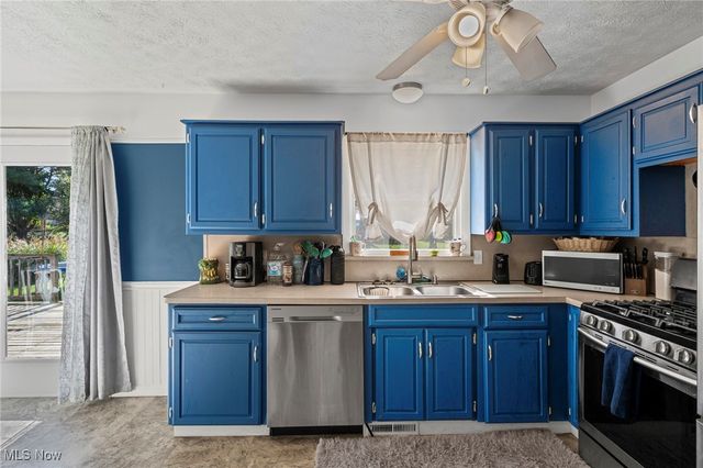 252 Saxe Road, Mogadore, OH 44260