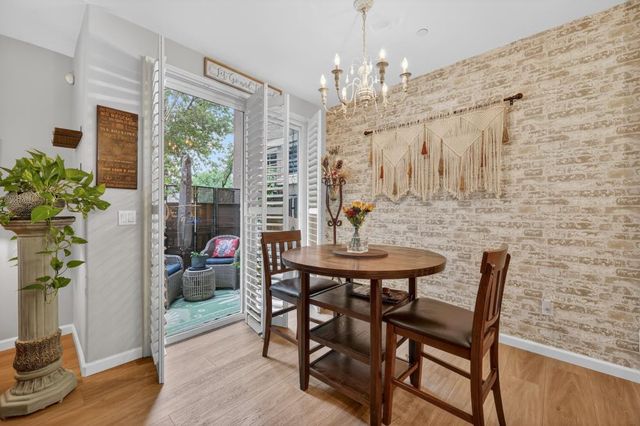 303 Esplanade Cir, Folsom, CA 95630