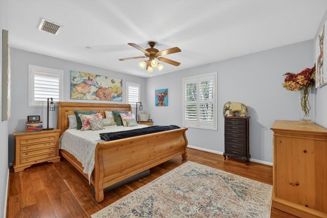 303 Esplanade Cir, Folsom, CA 95630