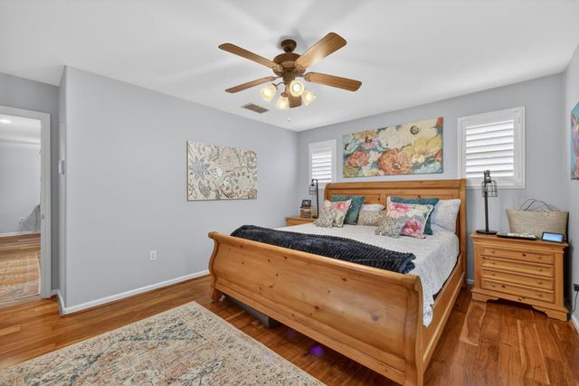 303 Esplanade Cir, Folsom, CA 95630