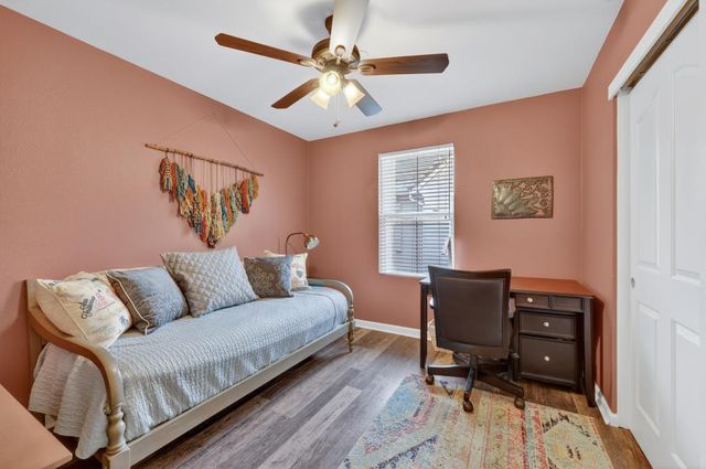 303 Esplanade Cir, Folsom, CA 95630