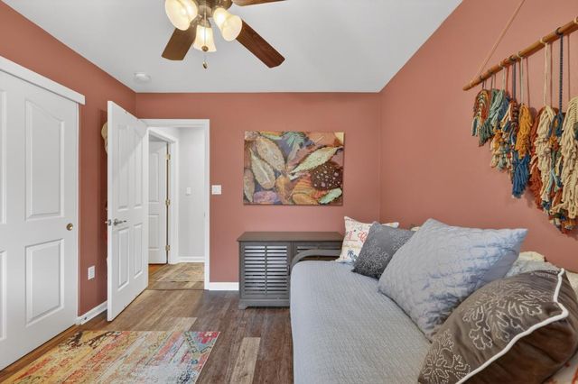 303 Esplanade Cir, Folsom, CA 95630