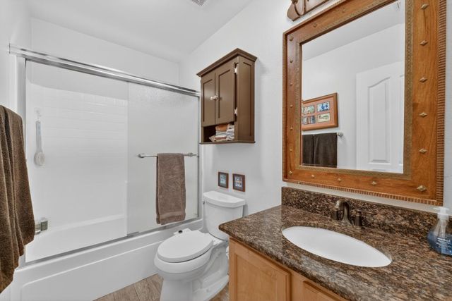 303 Esplanade Cir, Folsom, CA 95630