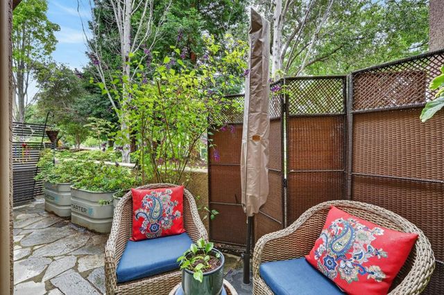 303 Esplanade Cir, Folsom, CA 95630