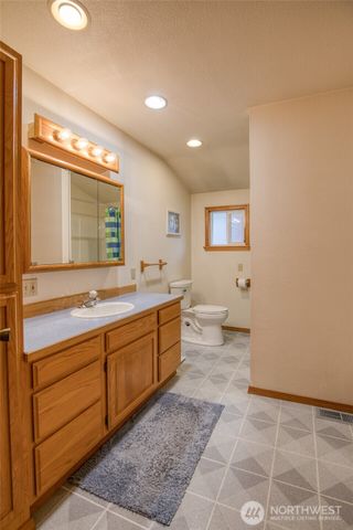 416 N 1st Street, Montesano, WA 98563