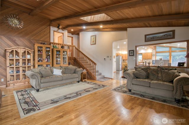 416 N 1st Street, Montesano, WA 98563