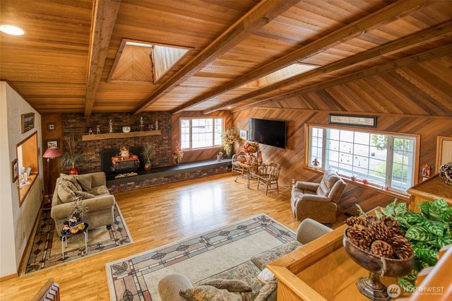 416 N 1st Street, Montesano, WA 98563