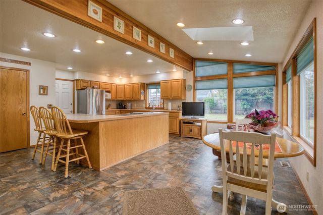 416 N 1st Street, Montesano, WA 98563